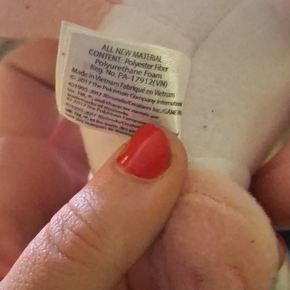 2017 Tomy Sylveon plush - Picture 5 of 5